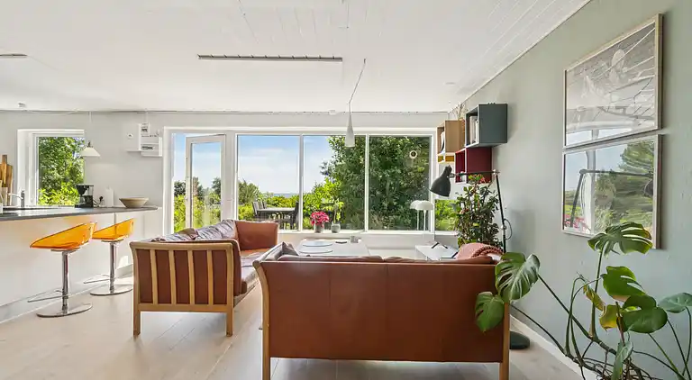 Ferienhaus mit Spa, Sauna und Meerblick