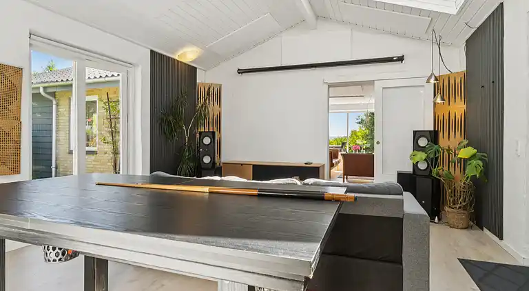 Ferienhaus mit Spa, Sauna und Meerblick