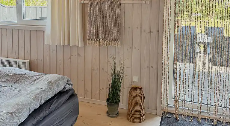 Sommerhusidyl nær vandet og skønne Sæby