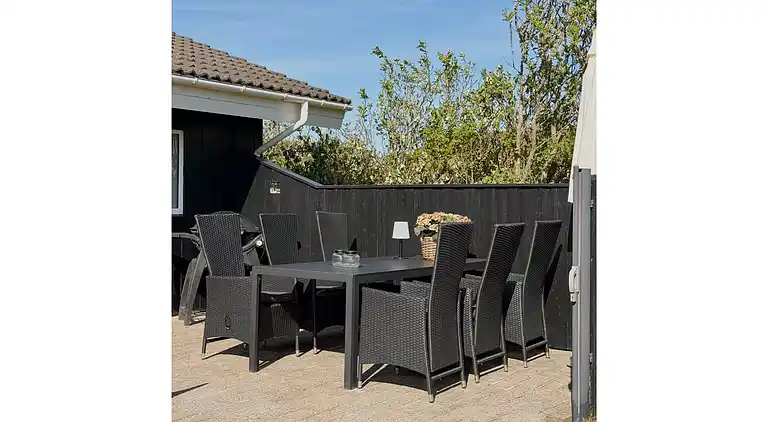 Sommerhusidyl nær vandet og skønne Sæby