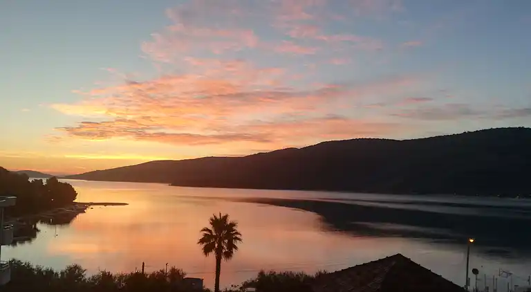 Two bedroom apartment with terrace and sea view Marina,