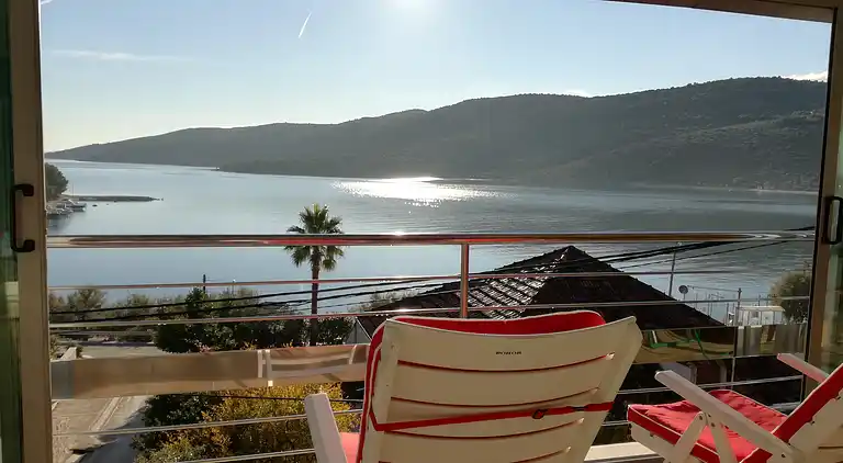 Two bedroom apartment with terrace and sea view Marina,