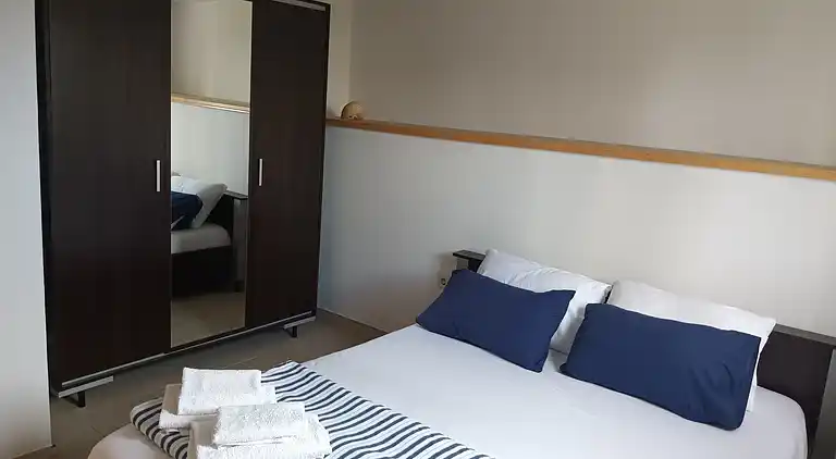 One bedroom apartment with air-conditioning Marina, Trogir