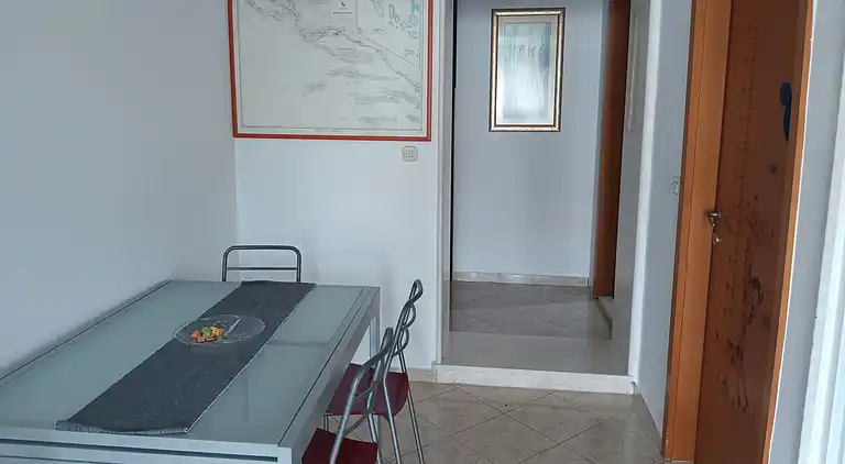 One bedroom apartment with air-conditioning Marina, Trogir