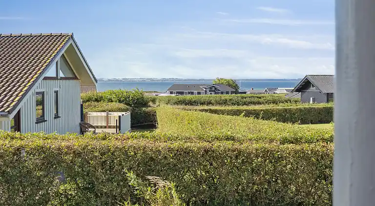 Rummeligt feriehus nær Limfjorden og strand