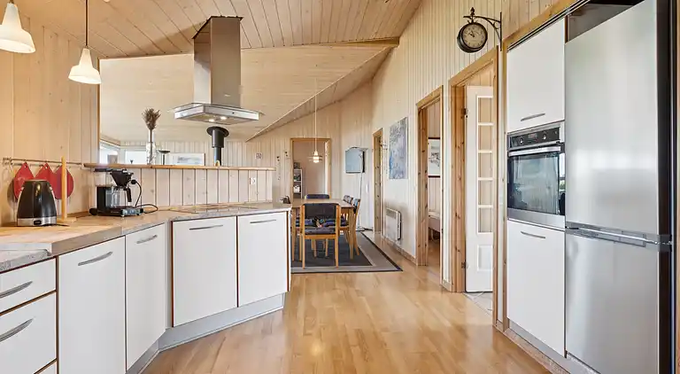 Rummeligt feriehus nær Limfjorden og strand