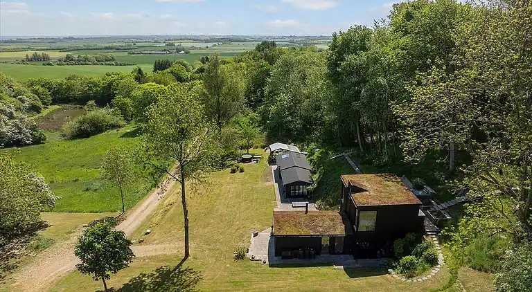 Flott hus i fantastiske omgivelser ved Limfjorden