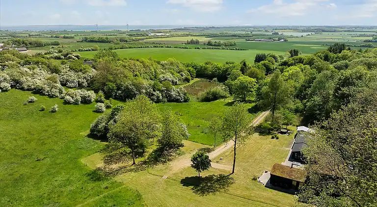 Flott hus i fantastiske omgivelser ved Limfjorden