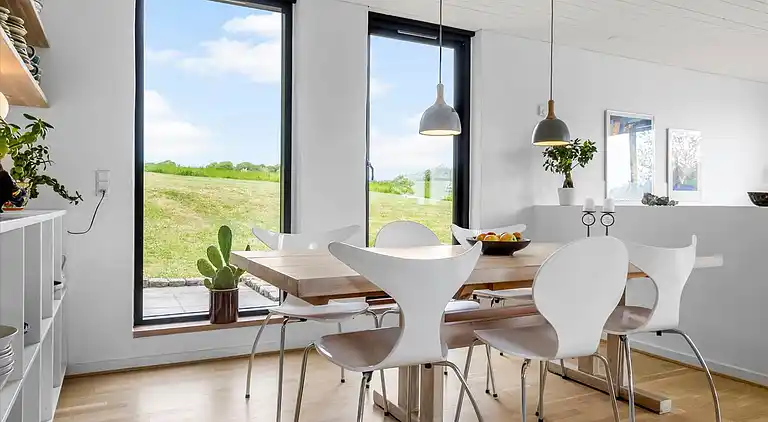 Flott hus i fantastiske omgivelser ved Limfjorden