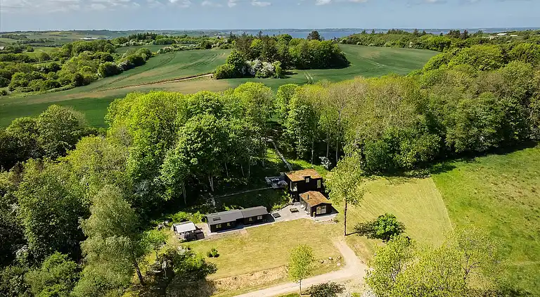 Flott hus i fantastiske omgivelser ved Limfjorden