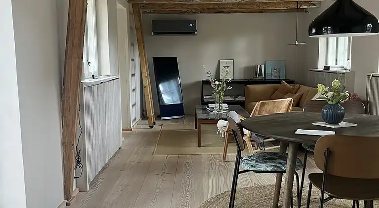 Ro i smukt renoveret landhus i Ålsgårde