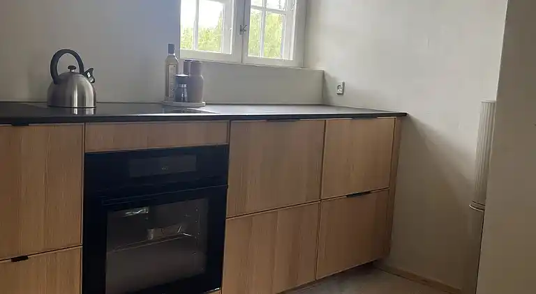 Ro i smukt renoveret landhus i Ålsgårde