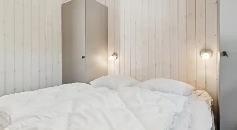 Moderne feriehus nær strand og skøn natur