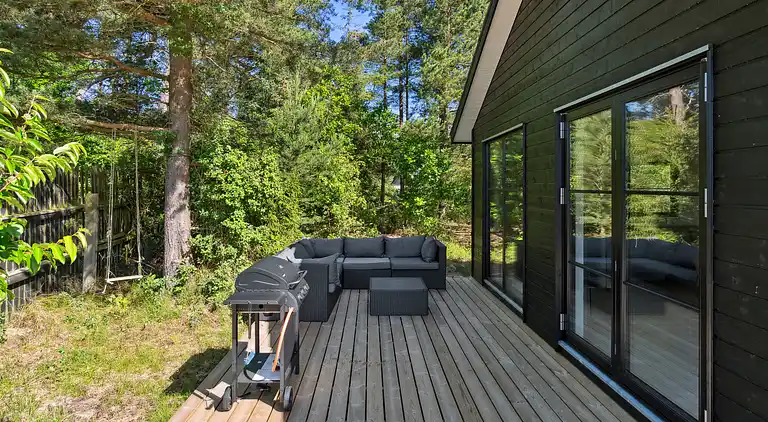 Moderne feriehus nær strand og skøn natur