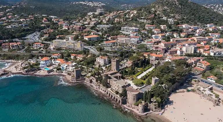 Ferielejlighed i Mandelieu-la-Napoule