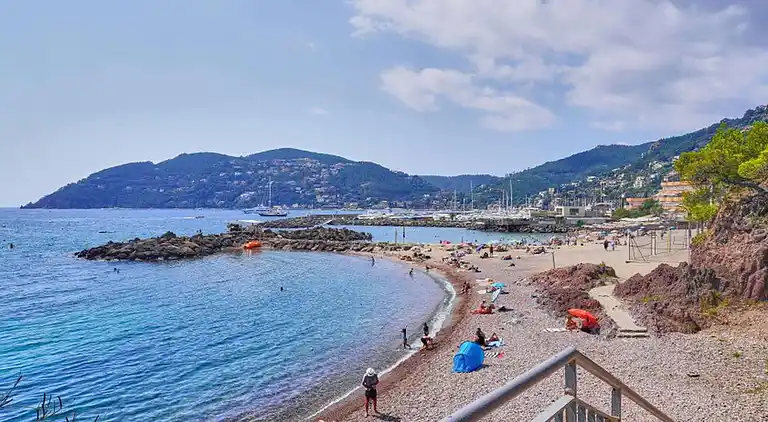 Ferielejlighed i Mandelieu-la-Napoule