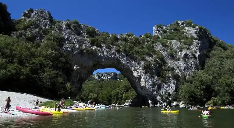 Appartamento in Vallon-Pont-d'Arc