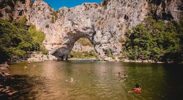 Appartamento in Vallon-Pont-d'Arc