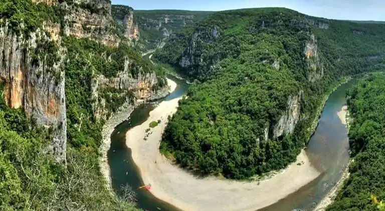 Lägenhet i Vallon-Pont-d'Arc