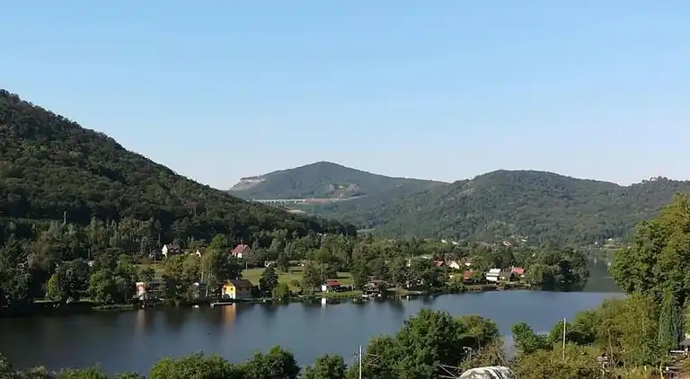 Gårdhus i Čeřeniště