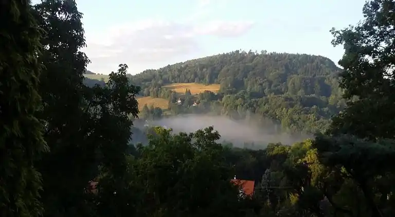 Gårdhus i Čeřeniště