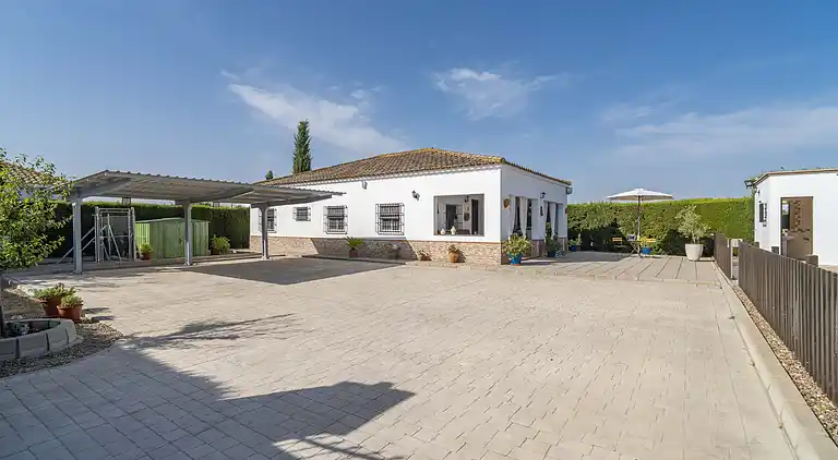 Holiday Home Buhaira