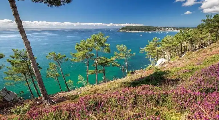 Holiday home in Lanvéoc
