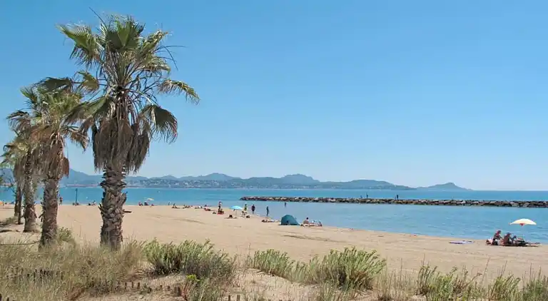 Ferielejlighed i Fréjus