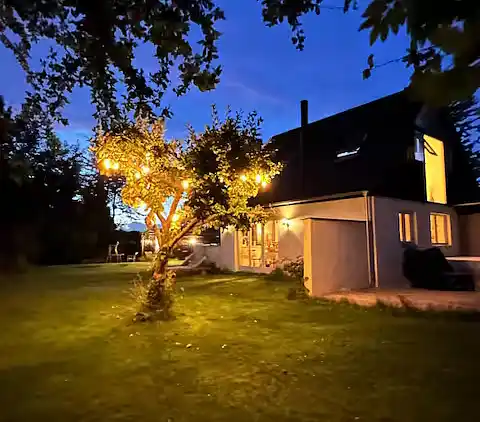 Schönes Ferienhaus mit Meerblick