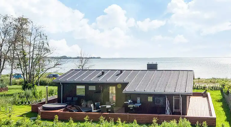 Holiday home in Grønninghoved Strand