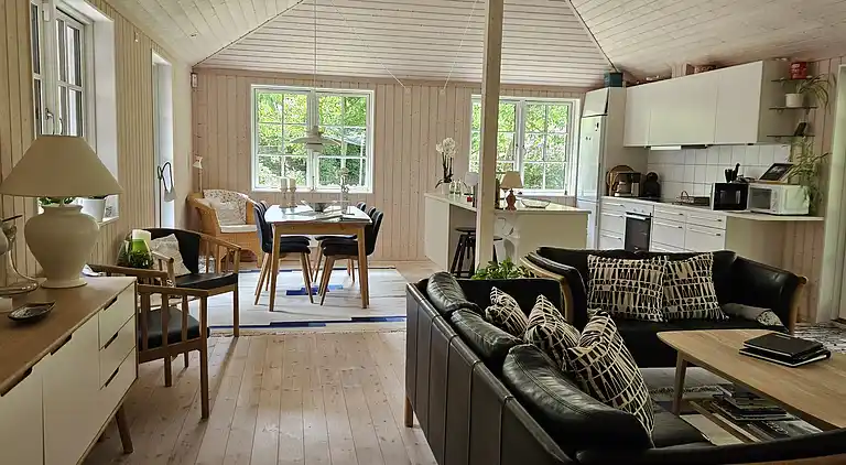 Hyggeligt feriehus kun 300 meter fra Høve Strand