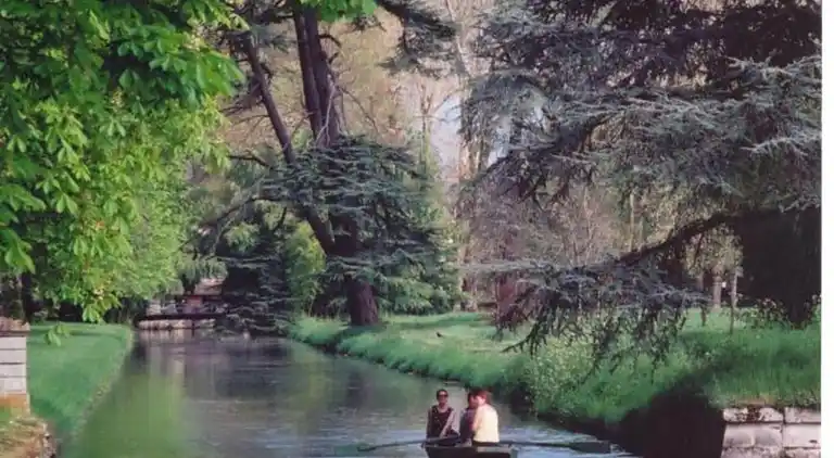 Ferielejlighed i Luzé