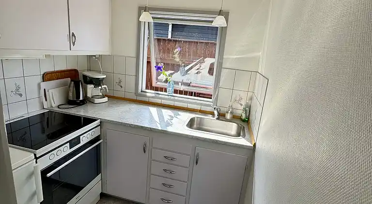 Hyggeligt sommerhus med kig til Kerteminde Fjord.