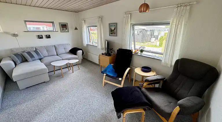 Hyggeligt sommerhus med kig til Kerteminde Fjord.