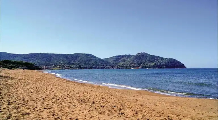 Farm house in Suvereto