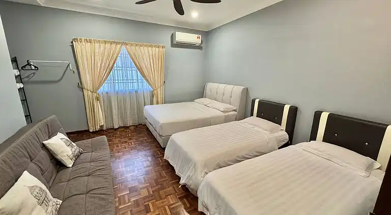 Holiday home in Taman Desa Tebrau