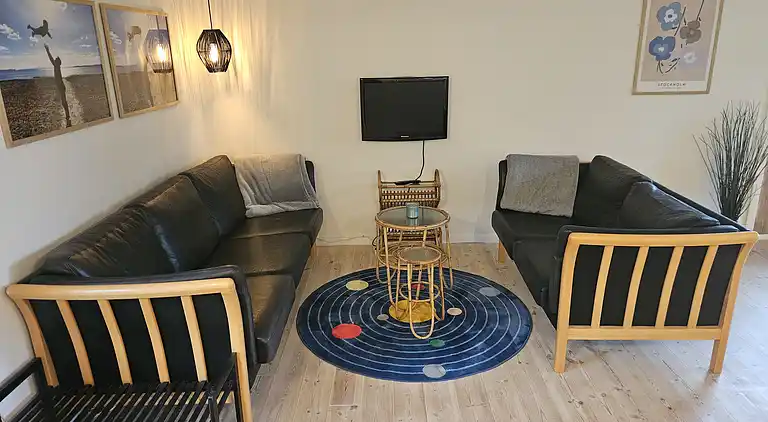 Velkommen til vores charmerende lille sommerhus!