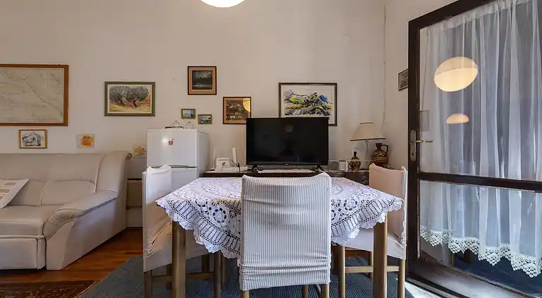 2-Zimmer-Haus am Strand Ivan Dolac, Hvar (K-140)