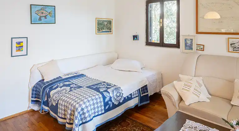2-Zimmer-Haus am Strand Ivan Dolac, Hvar (K-140)