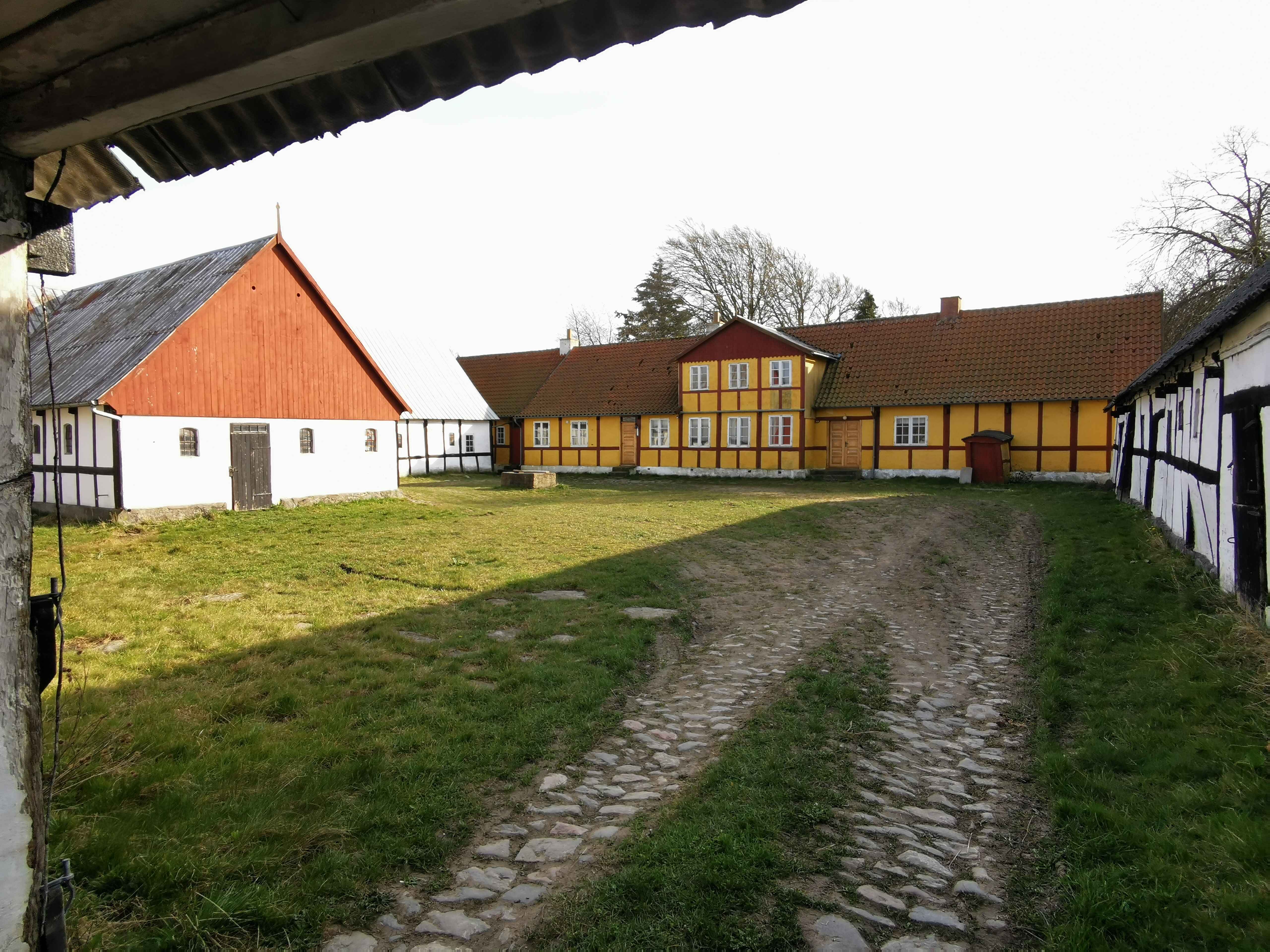 Lyrsbyvej 44