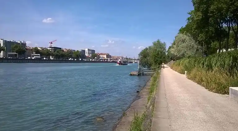 Apartment in Carnot - Gailleton