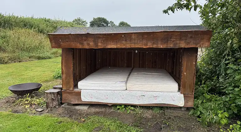 Landidyl med vildmarksbad, sauna og aktivitetsrum