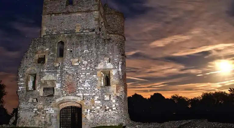 Cottage in Woolton Hill