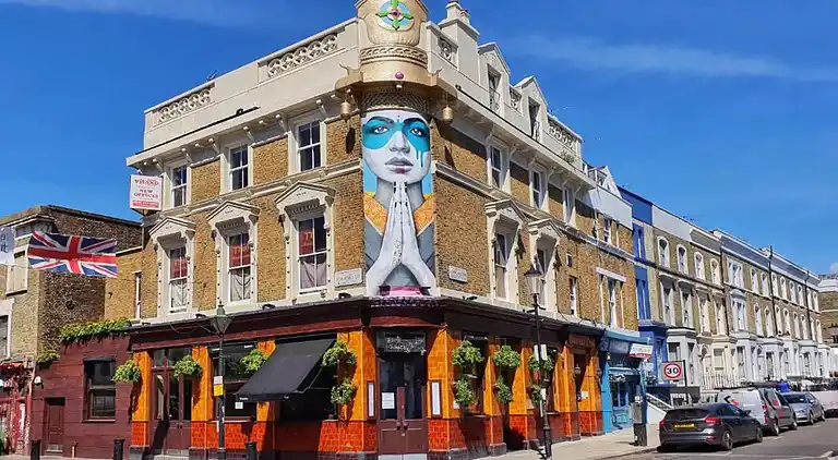 Cottage in Woolton Hill