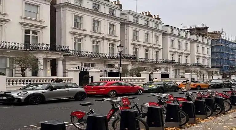 Cottage in Woolton Hill