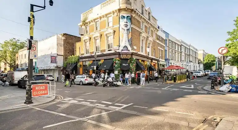Cottage in Woolton Hill
