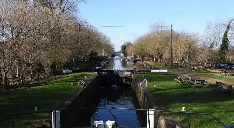 Cottage in Woolton Hill
