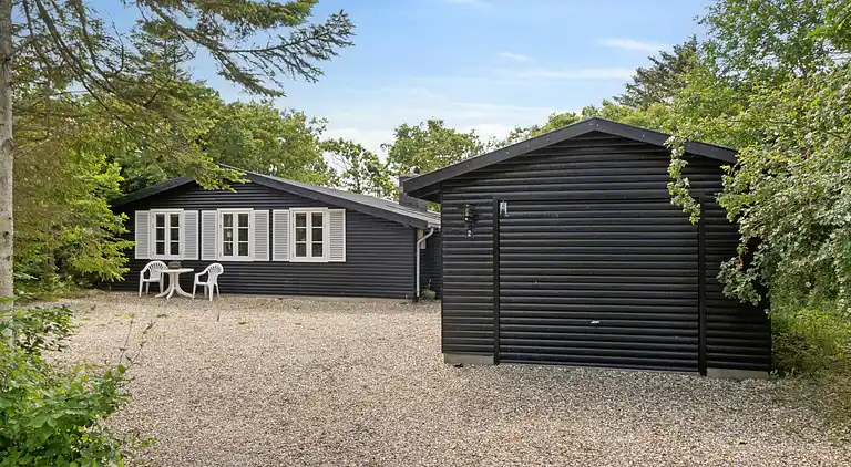 Ruhe, Natur, Schutz und Blick über den Fjord