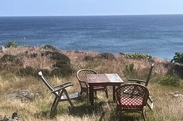 Sommerhus på Bornholm direkte ud til havet