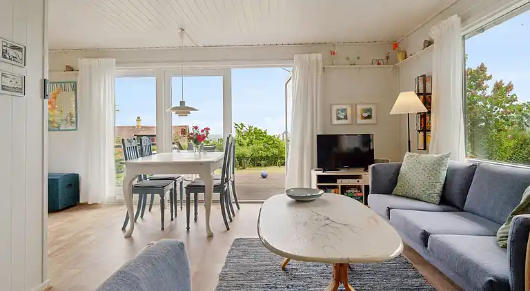 Hyggeligt hus med havudsigt og skøn beliggenhed 